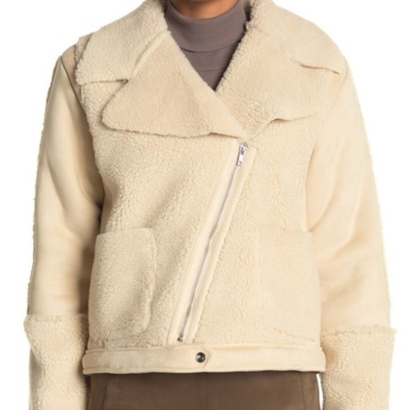 Catherine Malandrino Jackets & Blazers - Catherine Catherine Malandrino Faux Jacket